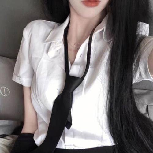 革命!! 海报